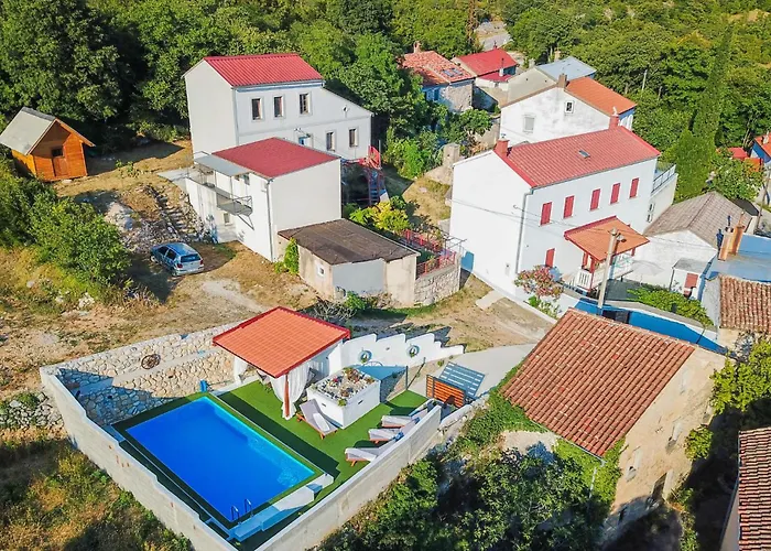 Gorgeous In With Kitchen Vikendica