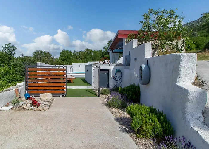 Gorgeous In With Kitchen *